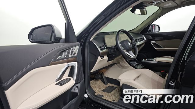 BMW X1 (U11) sDrive 20i xLine 2024 — фото 10