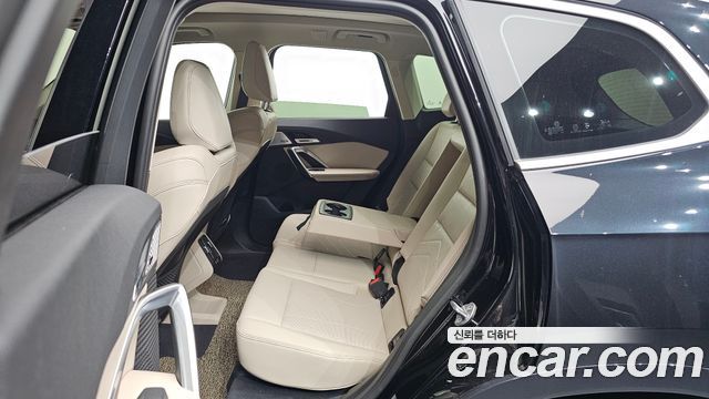 BMW X1 (U11) sDrive 20i xLine 2024 — фото 15