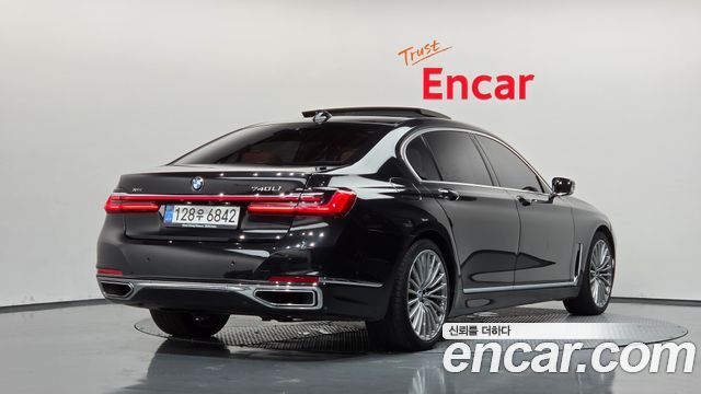 BMW 7 Series (G11) 740Li xDrive Design Pure Excellence 2020 — фото 2