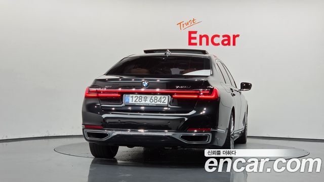 BMW 7 Series (G11) 740Li xDrive Design Pure Excellence 2020 — фото 4