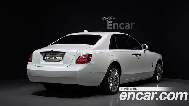Rolls-Royce Ghost (II) 6.7 V12 2021 — фото 2