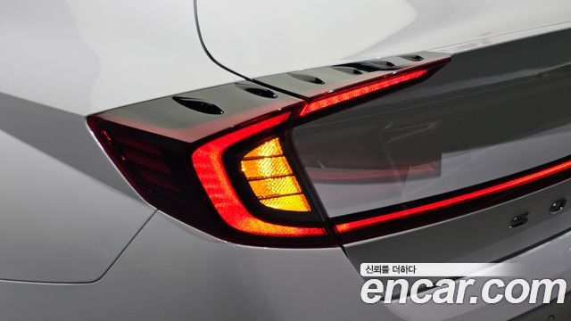 Hyundai Sonata (DN8) 2.0 Premium Plus 2022 — фото 23
