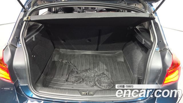BMW 1 Series (F20) 118d Sport 5Door 2016 — фото 24