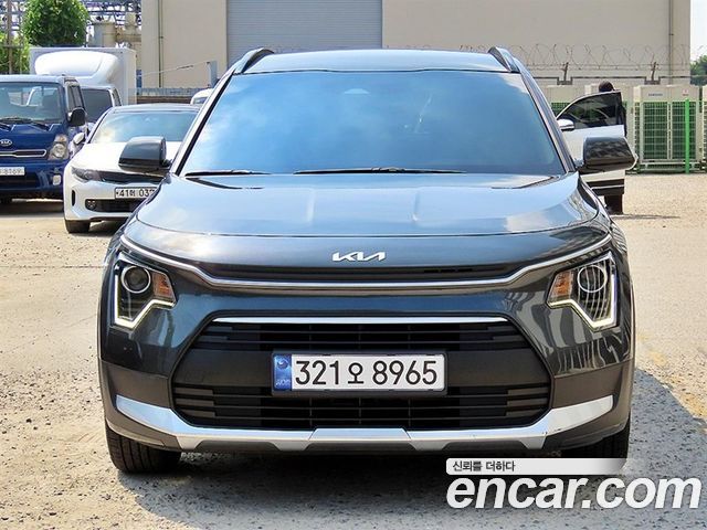 Kia Niro Trendy 2022 — фото 1