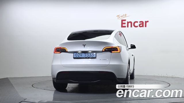 Tesla Model Y Long Range AWD 2022 — фото 4