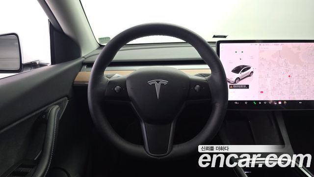 Tesla Model Y Long Range AWD 2022 — фото 13