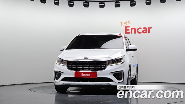 Kia Carnival Gasoline 7-Seater Limousine President 2019 — фото 3