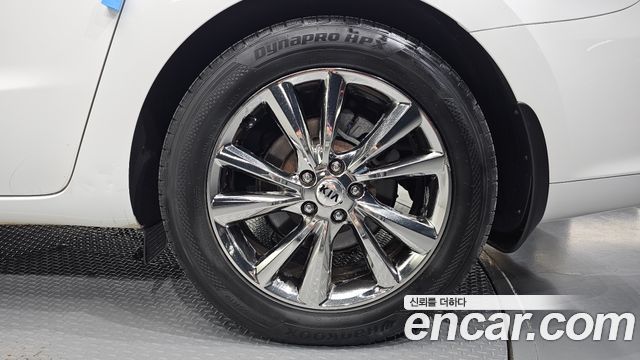 Kia Carnival Gasoline 7-Seater Limousine President 2019 — фото 21