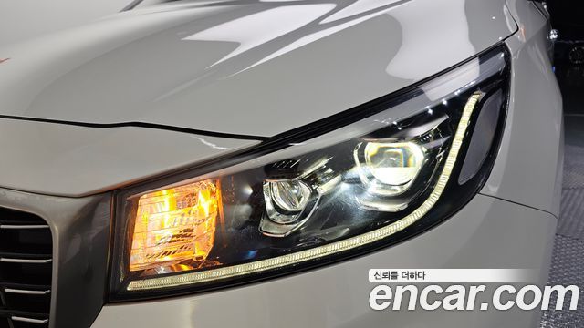 Kia Carnival Gasoline 7-Seater Limousine President 2019 — фото 22
