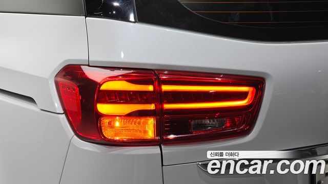 Kia Carnival Gasoline 7-Seater Limousine President 2019 — фото 23