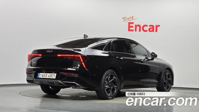 Kia K5 (III) 2.0 LPi Signature 2025 — фото 2