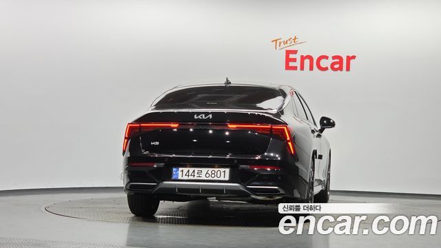 Kia K5 (III) 2.0 LPi Signature 2025 — фото 4