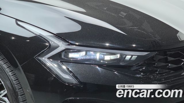 Kia K5 (III) 2.0 LPi Signature 2025 — фото 22