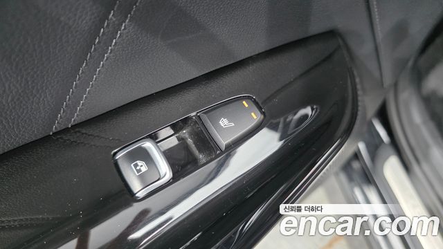 Kia K5 (III) 2.0 LPi Signature 2025 — фото 32