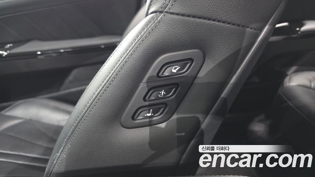 Kia K5 (III) 2.0 LPi Signature 2025 — фото 33