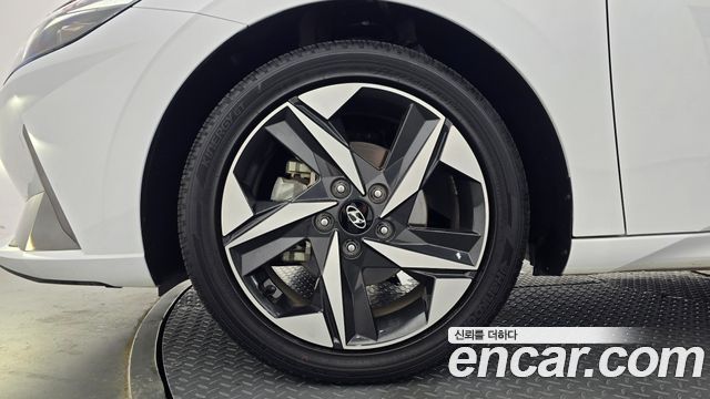 Hyundai Avante (CN7) 1.6 Inspiration 2023 — фото 5