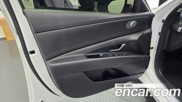 Hyundai Avante (CN7) 1.6 Inspiration 2023 — фото 30