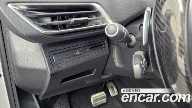 Peugeot 5008 (II) 1.6 BlueHDi GT Line 2019 — фото 20