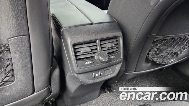 Peugeot 5008 (II) 1.6 BlueHDi GT Line 2019 — фото 23