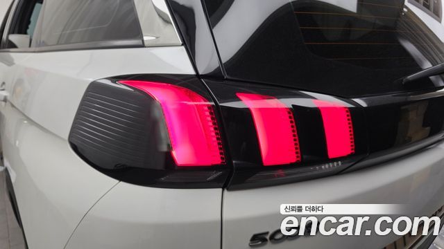 Peugeot 5008 (II) 1.6 BlueHDi GT Line 2019 — фото 28