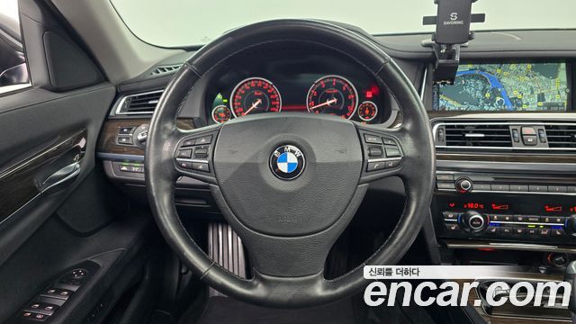 BMW 7 Series (F01) 740Li 2013 — фото 8