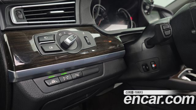 BMW 7 Series (F01) 740Li 2013 — фото 18