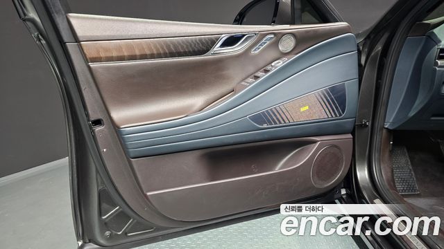 Genesis G80 (RG3) Gasoline 3.5 Turbo AWD 2023 — фото 30