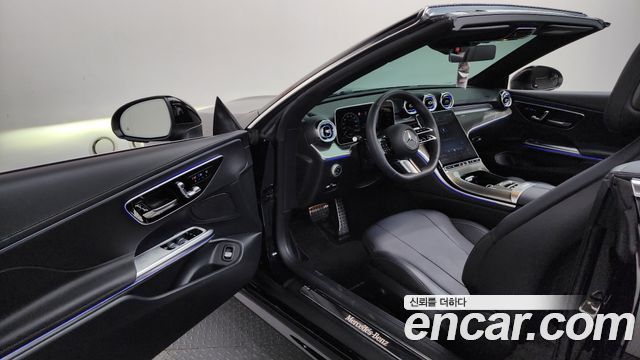 Mercedes-Benz CLE-Class (C236) CLE200 Cabriolet 2024 — фото 10