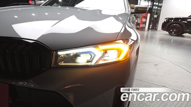 BMW 3 Series (G20) 320i Touring M Sports 2024 — фото 22