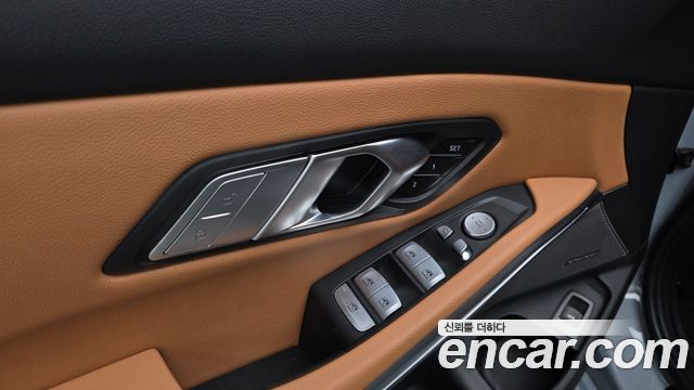BMW 3 Series (G20) 320i Touring M Sports 2024 — фото 30