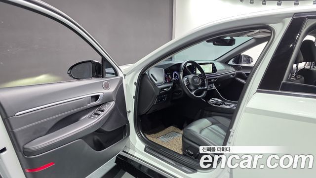 Hyundai Sonata (DN8) 2.0 Premium Plus 2022 — фото 10