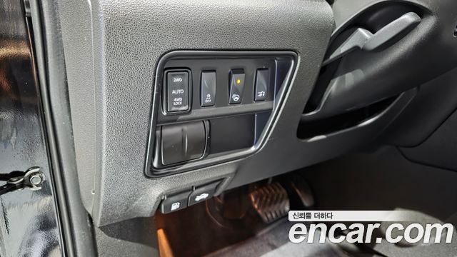Renault Korea QM6 Diesel 4WD RE Signature 2017 — фото 12