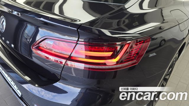 Volkswagen Arteon 2.0 TDI Prestige 2019 — фото 23