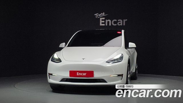Tesla Model Y Long Range AWD 2021 — фото 3