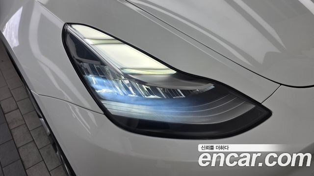 Tesla Model Y Long Range AWD 2021 — фото 22