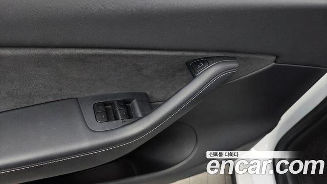 Tesla Model Y Long Range AWD 2021 — фото 28