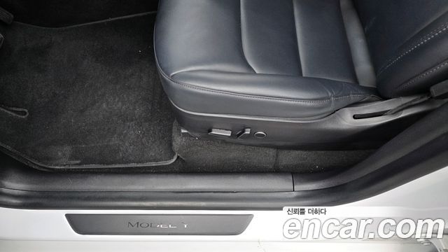 Tesla Model Y Long Range AWD 2021 — фото 31