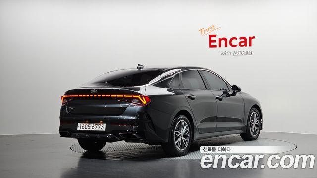 Kia K5 (III) 2.0 Noblesse 2021 — фото 2