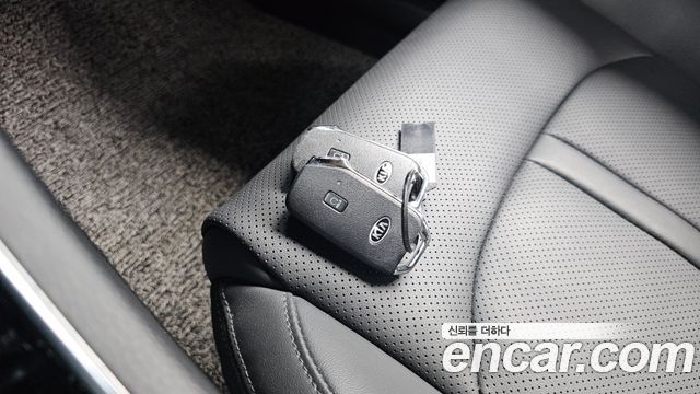 Kia K5 (III) 2.0 Noblesse 2021 — фото 15