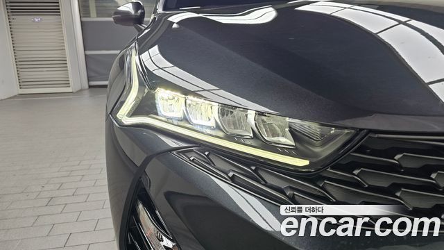 Kia K5 (III) 2.0 Noblesse 2021 — фото 22