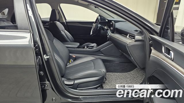 Kia K5 (III) 2.0 Noblesse 2021 — фото 26