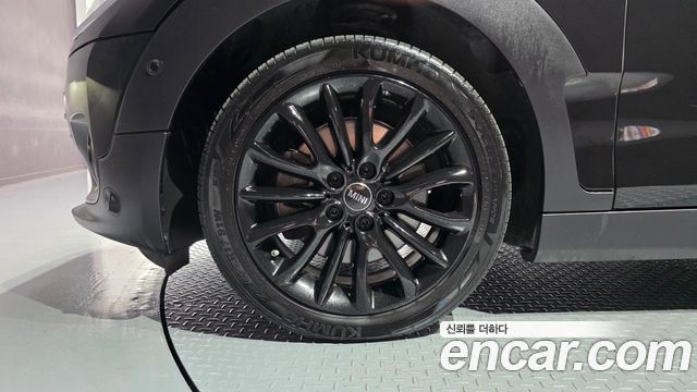 MINI Cooper D Clubman High 2nd 2020 — фото 5