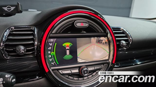 MINI Cooper D Clubman High 2nd 2020 — фото 16