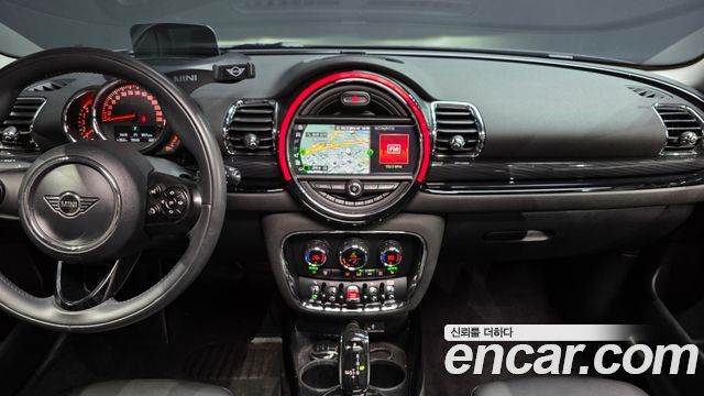 MINI Cooper D Clubman High 2nd 2020 — фото 17