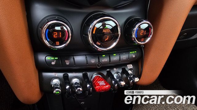 MINI Cooper S Convertible Classic Third Generation 2022 — фото 18