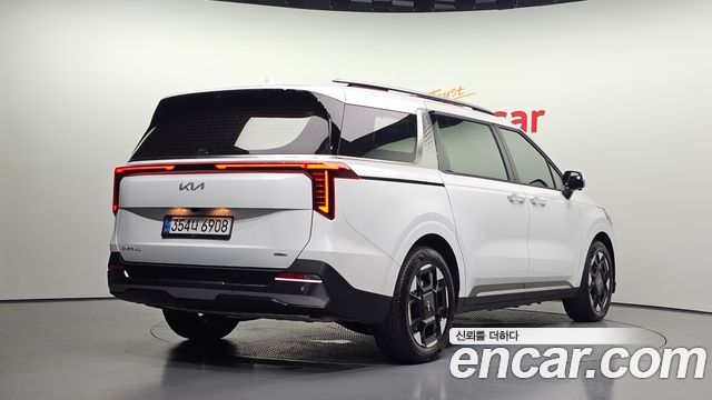 Kia Carnival (IV) HEV 9seater Signature 2025 — фото 2