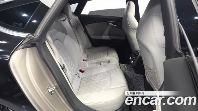 Audi A7 55 TDI Quattro Sport 4G 2016 — фото 11