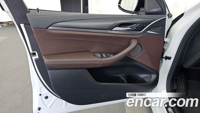 BMW X4 (G02) xDrive20i M Sport Pro Special Edition 2025 — фото 24
