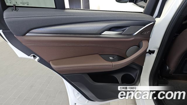 BMW X4 (G02) xDrive20i M Sport Pro Special Edition 2025 — фото 25