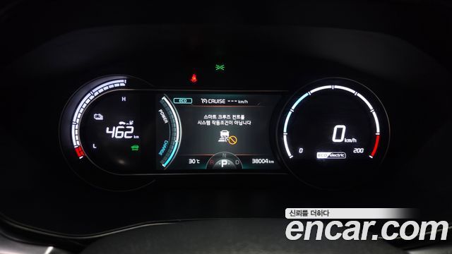 Kia Niro Plus Air 2023 — фото 8